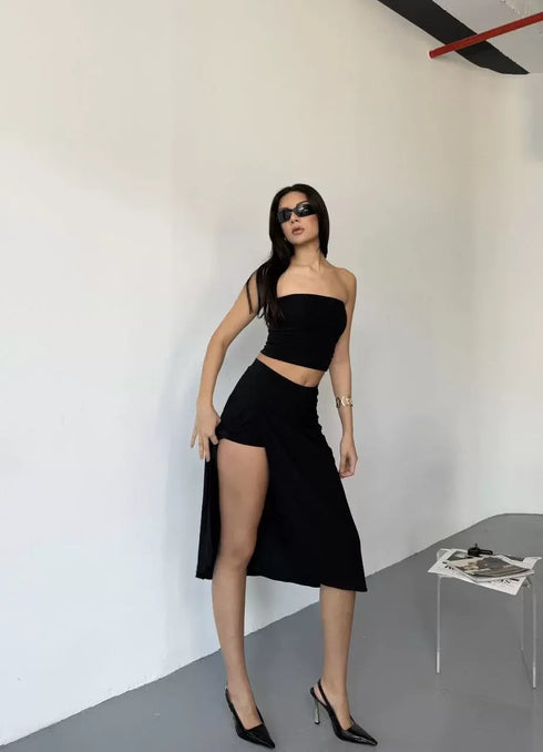 Çepli Şortlu Yırtmaçlı Etek - Siyah