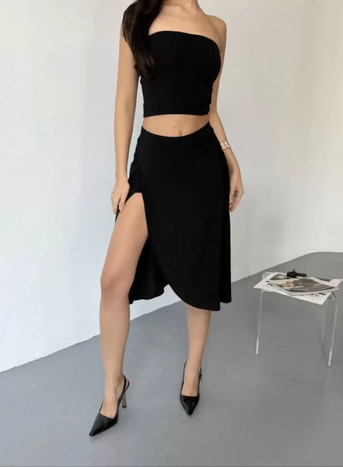 Çepli Şortlu Yırtmaçlı Etek - Siyah