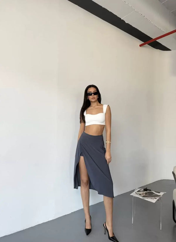 Çepli Şortlu Yırtmaçlı Etek - Gri
