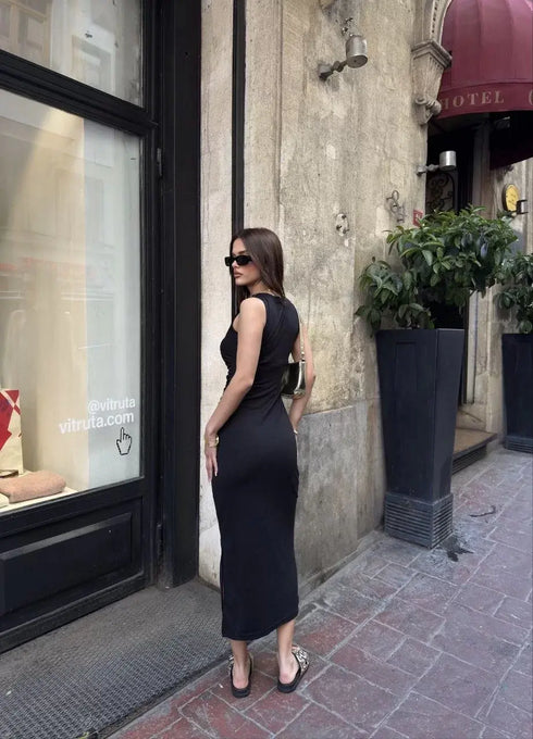 Osy Modal Yumuşak Dokulu Kumaş Bisiklet Yaka Sıfır Kolsuz Yırtmaçlı Uzun Elbise - Siyah