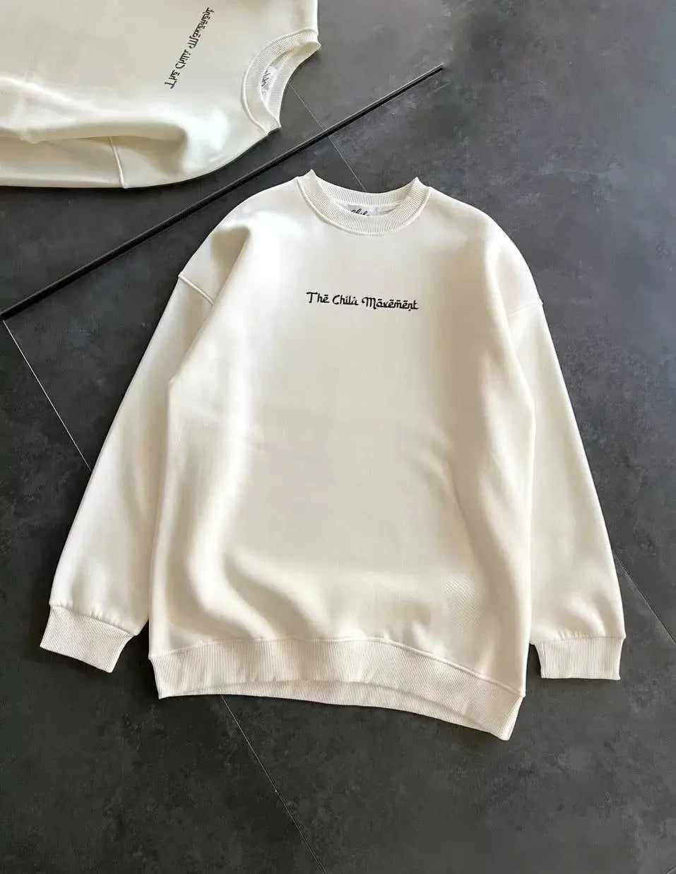 Üç İplik Penye Bisiklet Yaka Baskılı SweatShirt - Beyaz