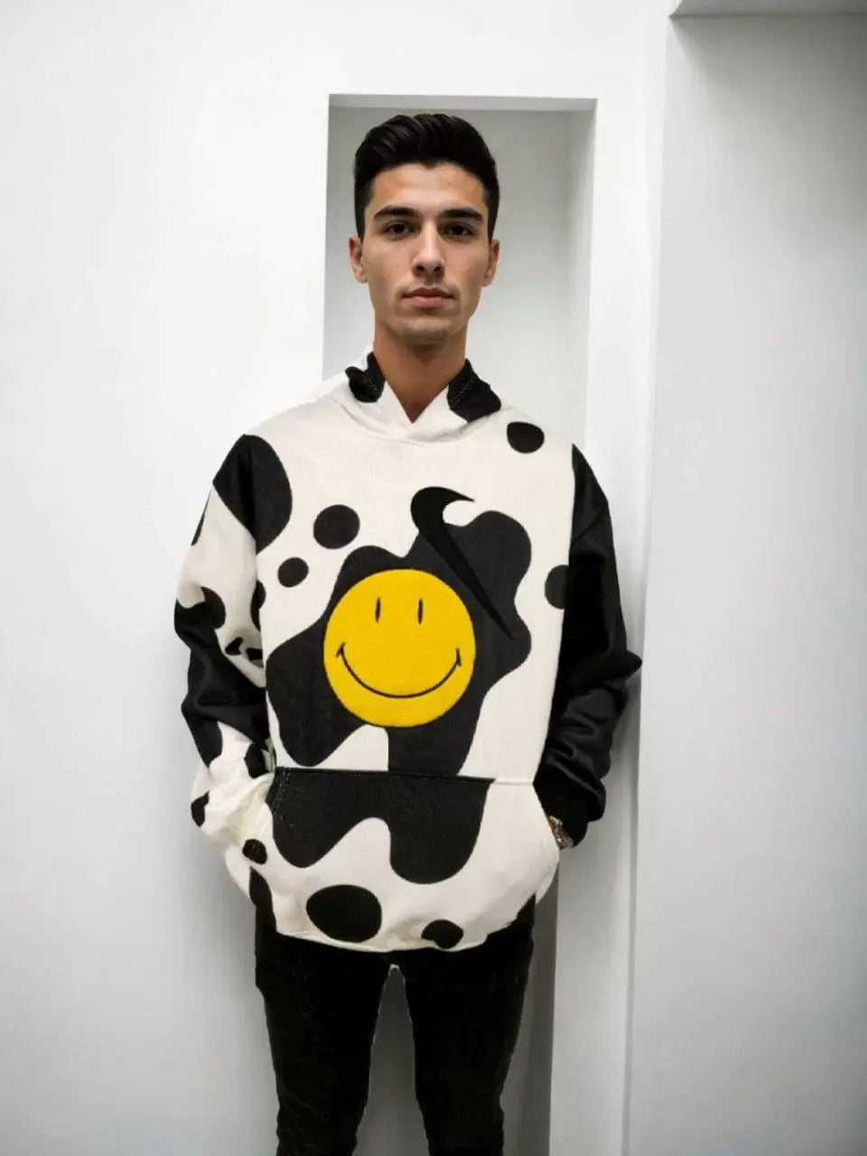 Erkek Smiley Face Kapüşonlu Sweatshirt - Siyah